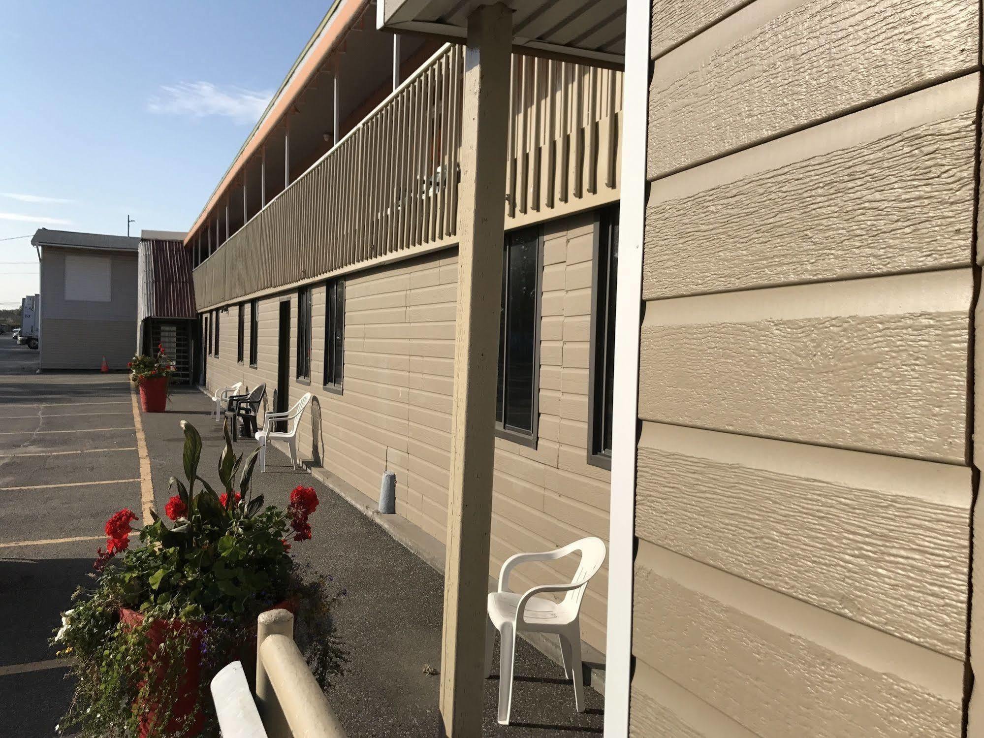 Motel Bellefeuille Trois-Rivières Exterior foto