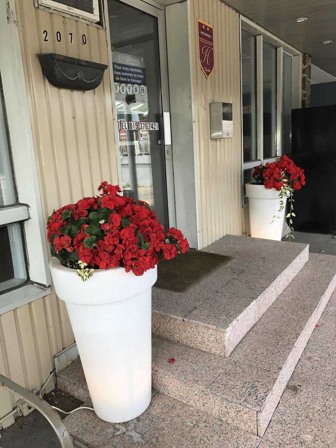 Motel Bellefeuille Trois-Rivières Exterior foto