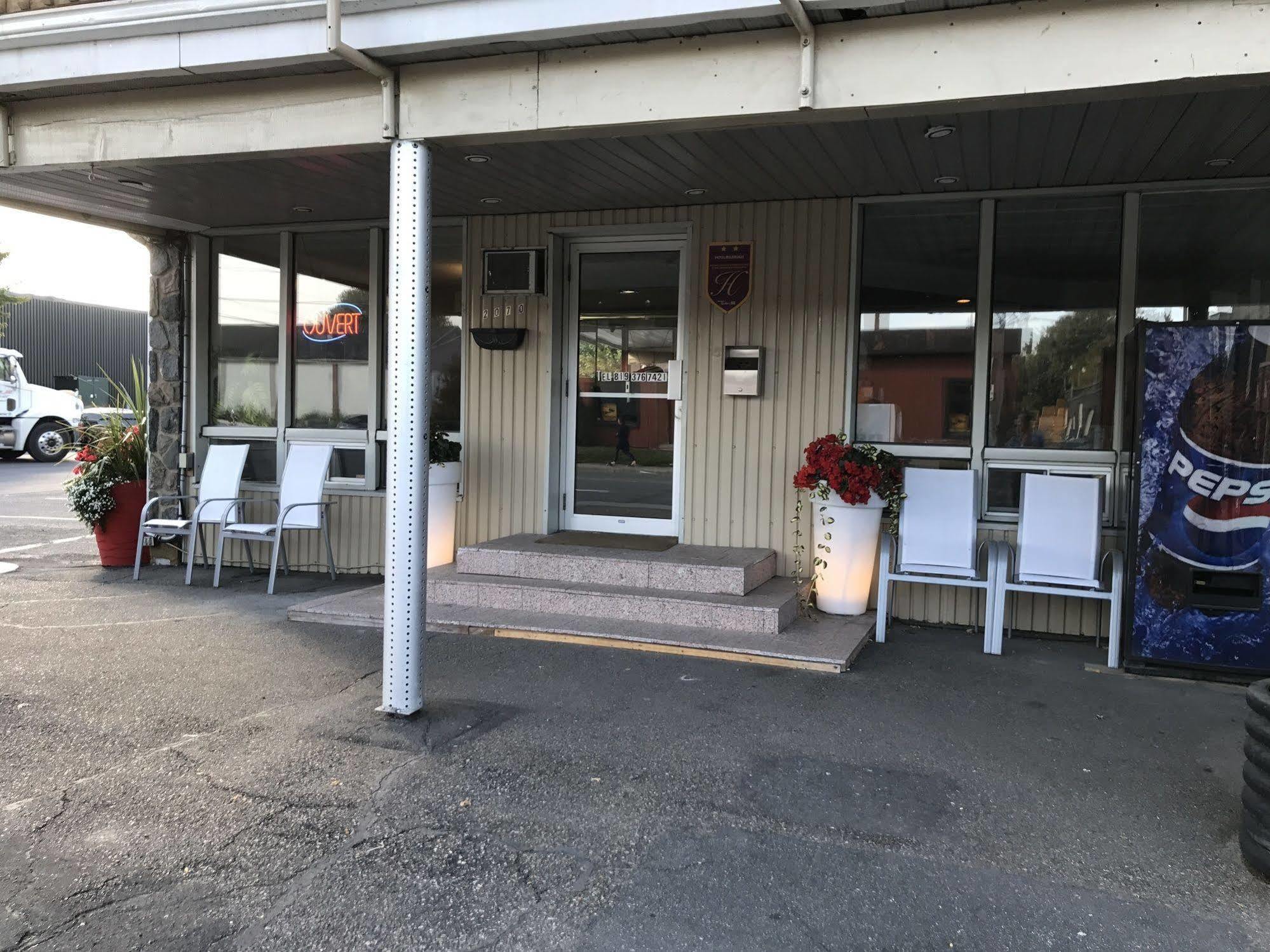 Motel Bellefeuille Trois-Rivières Exterior foto
